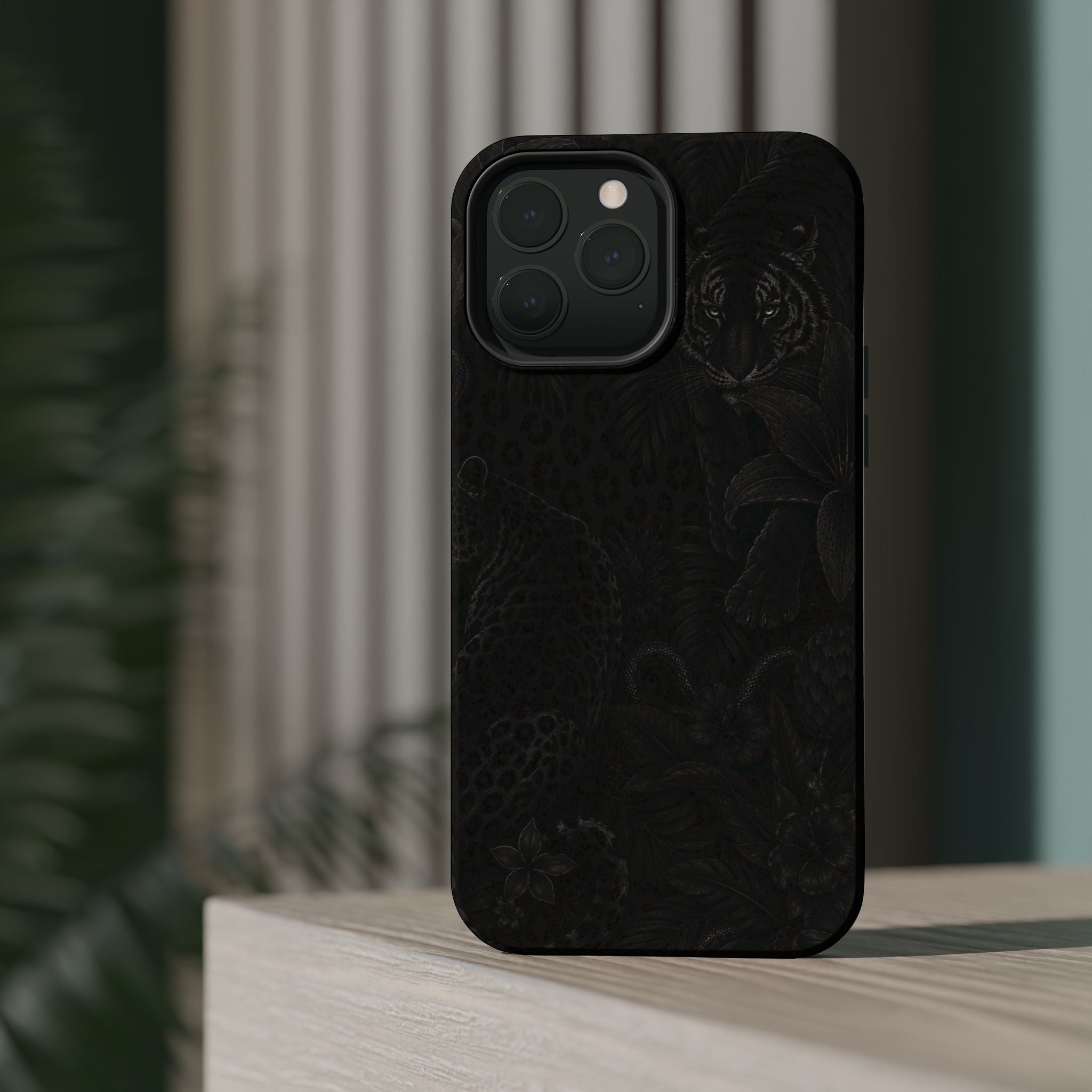 Black Floral Leopard Magnetic Impact-Resistant Phone Case | MagSafe Compatible Shockproof Cover