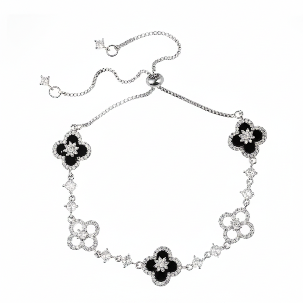 The Royale Clover | 18K Gold Bracelet by VAEL